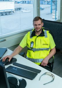Ihmisiä pulverimaalauspalveluidemme takana — Aleksandr Niukkonen. Linjateräs — pulverimaalausta nopeasti ja laadukkaasti